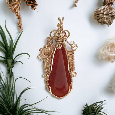 Fayes jewelry designs Carnelian gold pendant