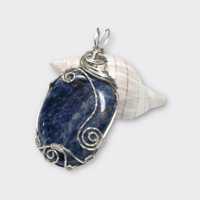 Fayes Jewelry Designs Necklace pendant Silver Metal Pendant with Blue Sodalite Gemstone Silver Metal Pendant with Blue Sodalite Gemstone